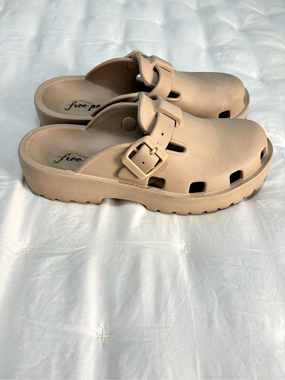 Free People Karlie Buckle Clog Beige Sandals 38/7